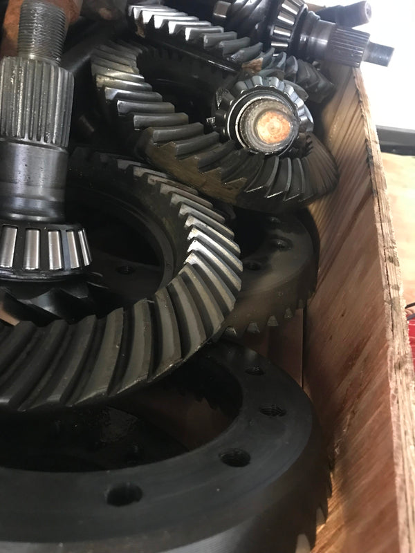 14 bolt gears (used Pull out) - Busted Knuckle Off Road